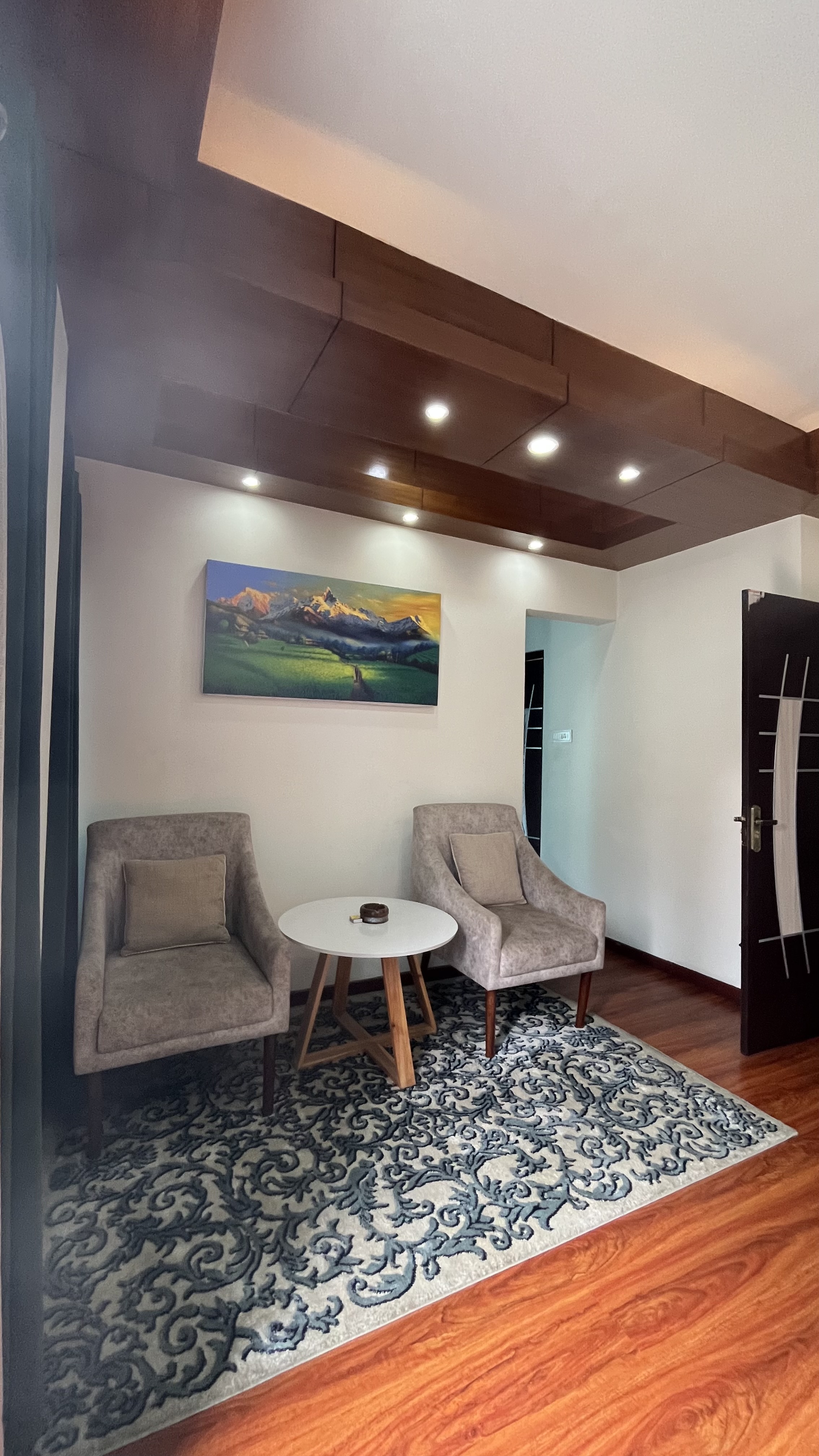 Beautiful Modern 3 Storey House for Sale – Sainbu